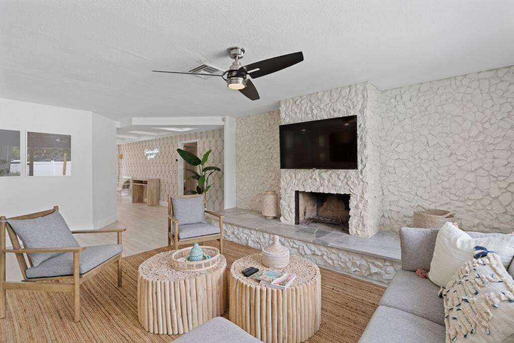 Waterfront-Heated Pool-Mini Golf-Game Room-2Mi Beach Fort Lauderdale Eksteriør bilde